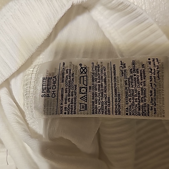 Womens Old Navy White Rib Knit Camisole Small Petite Lot of 2 - Picture 4 of 4
